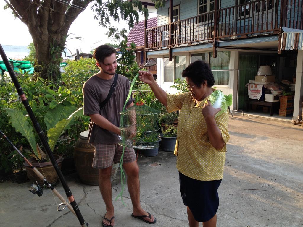 The Little Lopburi Village Buitenkant foto