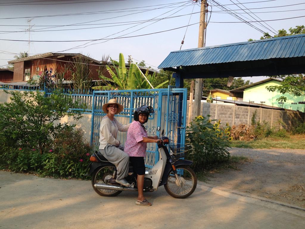 The Little Lopburi Village Buitenkant foto