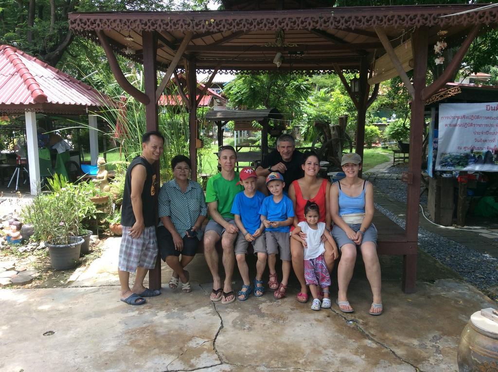 The Little Lopburi Village Buitenkant foto
